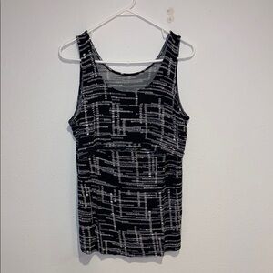 Maternity/Nursing Sleeveless Top, Size Large